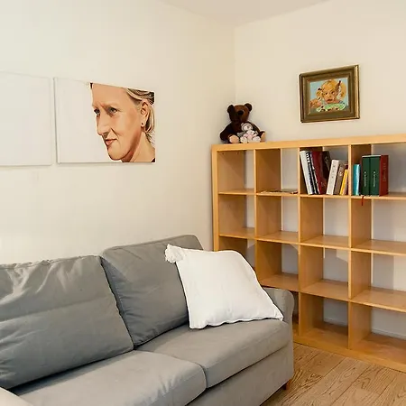 Апартаменты Amstel View Canal House
