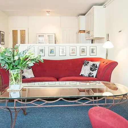 Апартаменты Amstel View Canal House *